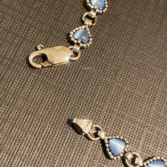 🔺 SOLD 🔺 Vintage Sterling Blue Heart Bracelet - Picture 4 of 8